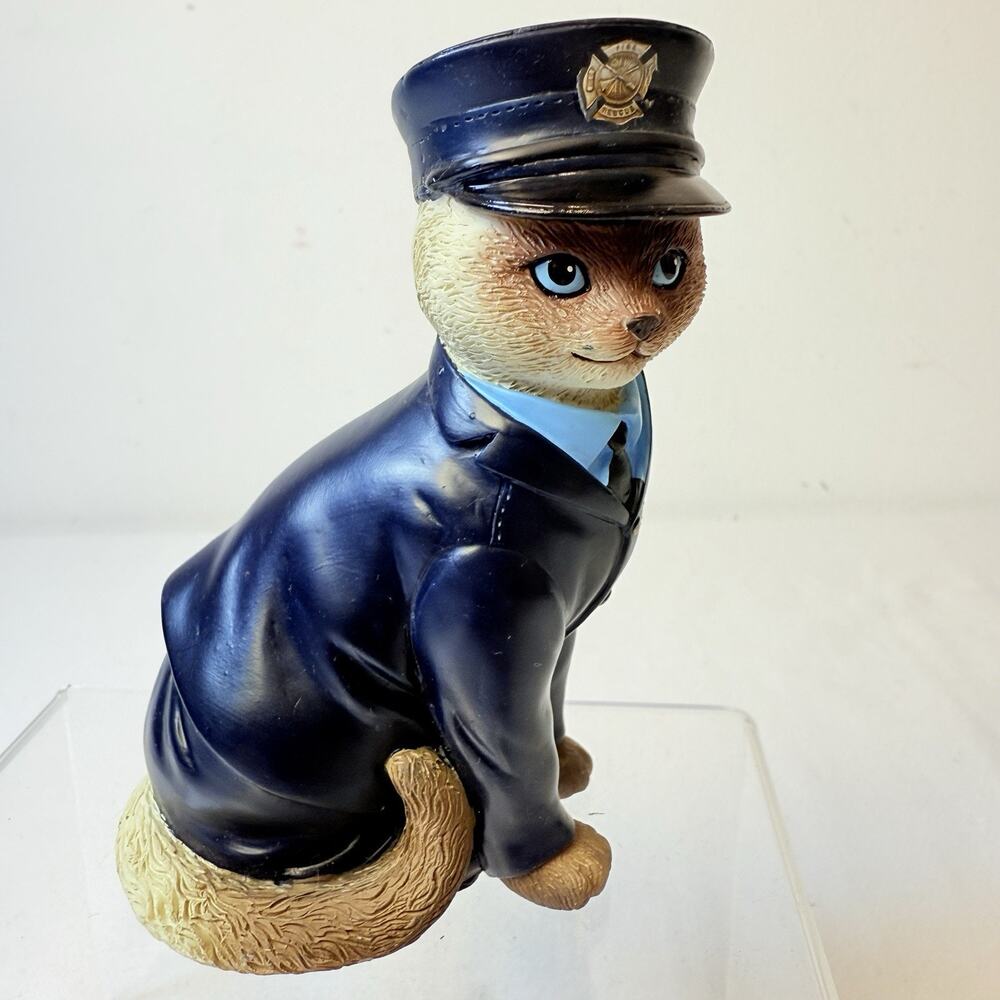 Hamilton Coll “ Furr- Ever Firefighter Tails Of Honor” Cat Figurine